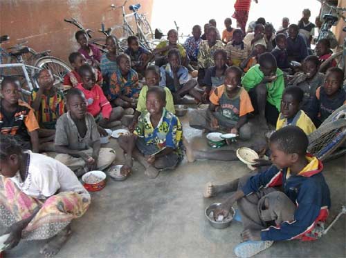 Une cantine pour l'école de Kouila au Burkina Faso