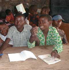 Alphabétisation des enfants soldats démobilisés à Goma