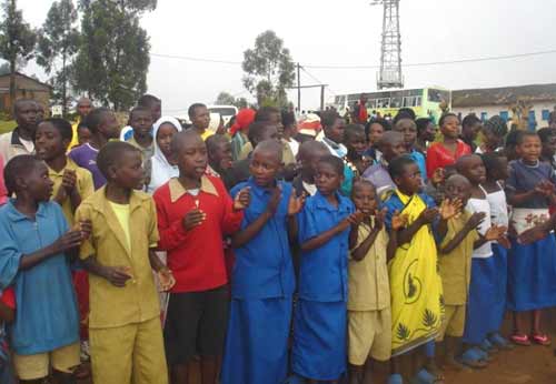 Jeunes orphelins du Rwanda