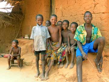 Aide scolaire aux orphelins du sida au Bénin