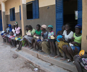 Cantine scolaire de l'école de Kouila, dans la région de Guiè au Burkina Faso