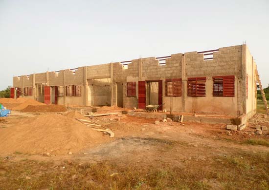 Le chantier de construction de l'école de Koulmastanga au Burkina Faso
