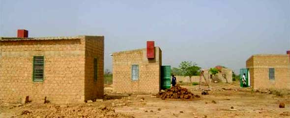 Construction de trois cases pour hôtes de passage, Ferme Pilote de Goèma, Burkina Faso