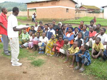 Rassemblements des orphelins du sida de Gisenyi