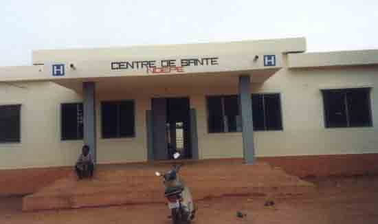 Dispensaire à Noépé au Togo